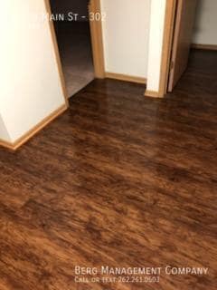 Building Photo - 282 W Main St