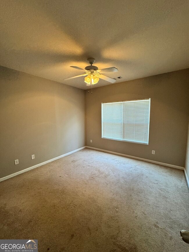 Building Photo - 376 Pointe Cir