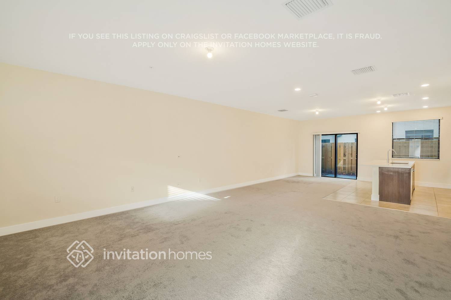 Building Photo - 10449 NW 82nd St
