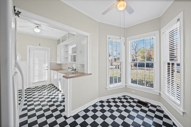 Building Photo - Spacious 3 Bed / 3 Bath Single Family with Large Fenced Yard and Deck in Temple ISD