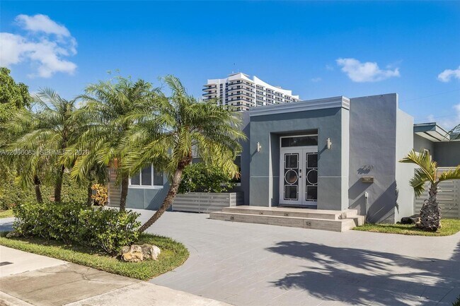 Building Photo - 7549 Buccaneer Ave