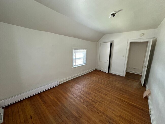 Building Photo - First St 313 w/Wesley St 346 W
