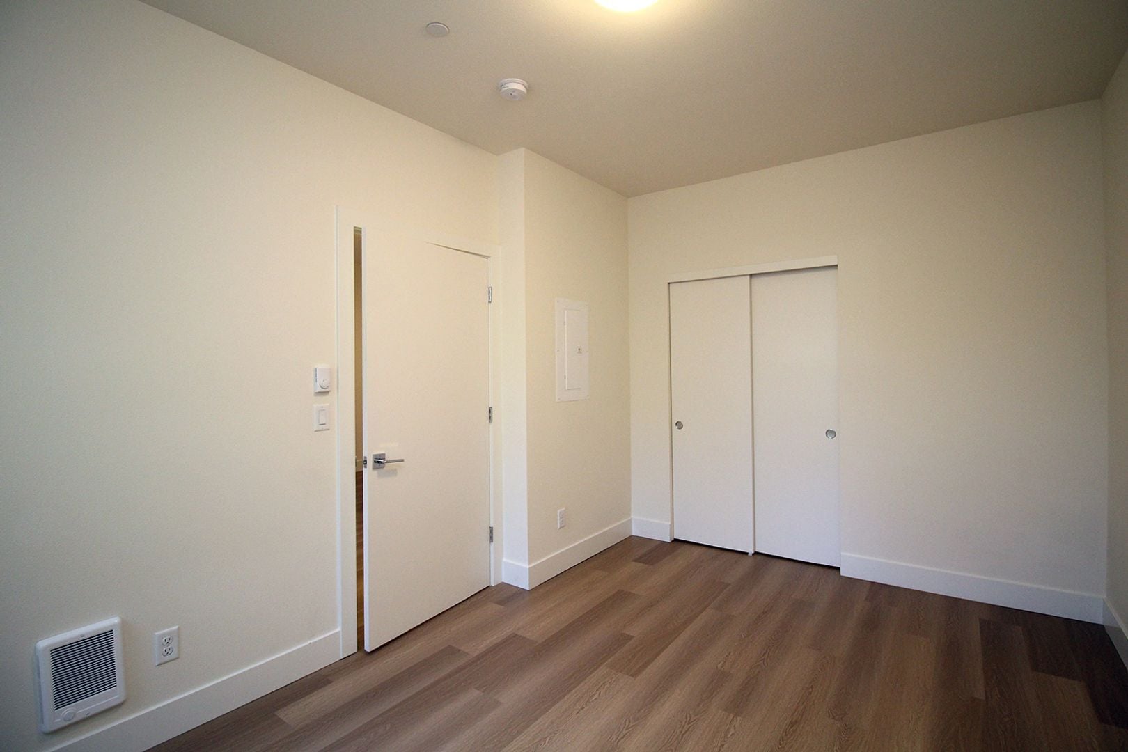 Building Photo - 8417 SW 24th Ave