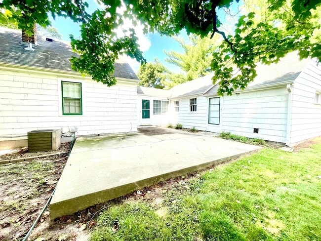 Building Photo - 3260 US-61