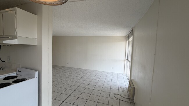 Building Photo - 3056 Rue D’Orleans