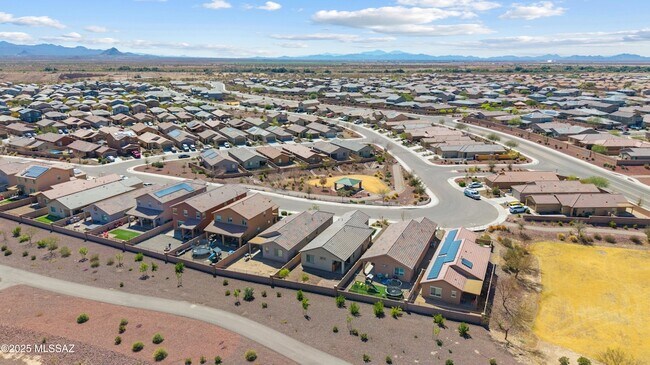 Building Photo - 12366 N Cervelli Ave