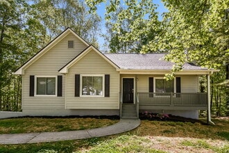 Building Photo - 580 Toonigh Rd