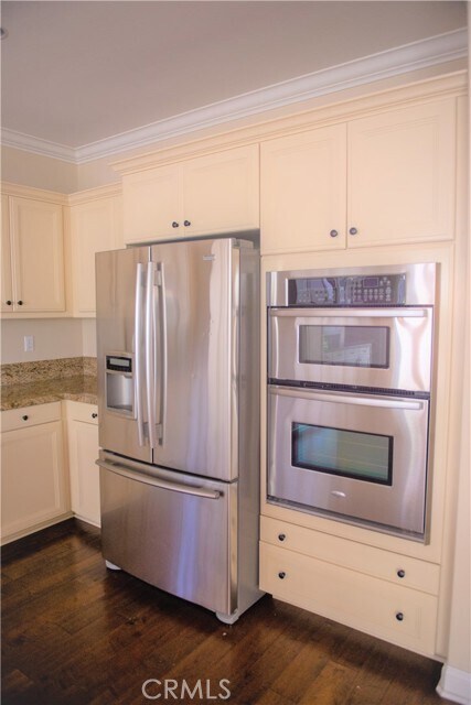 Building Photo - 56 Twin Gables