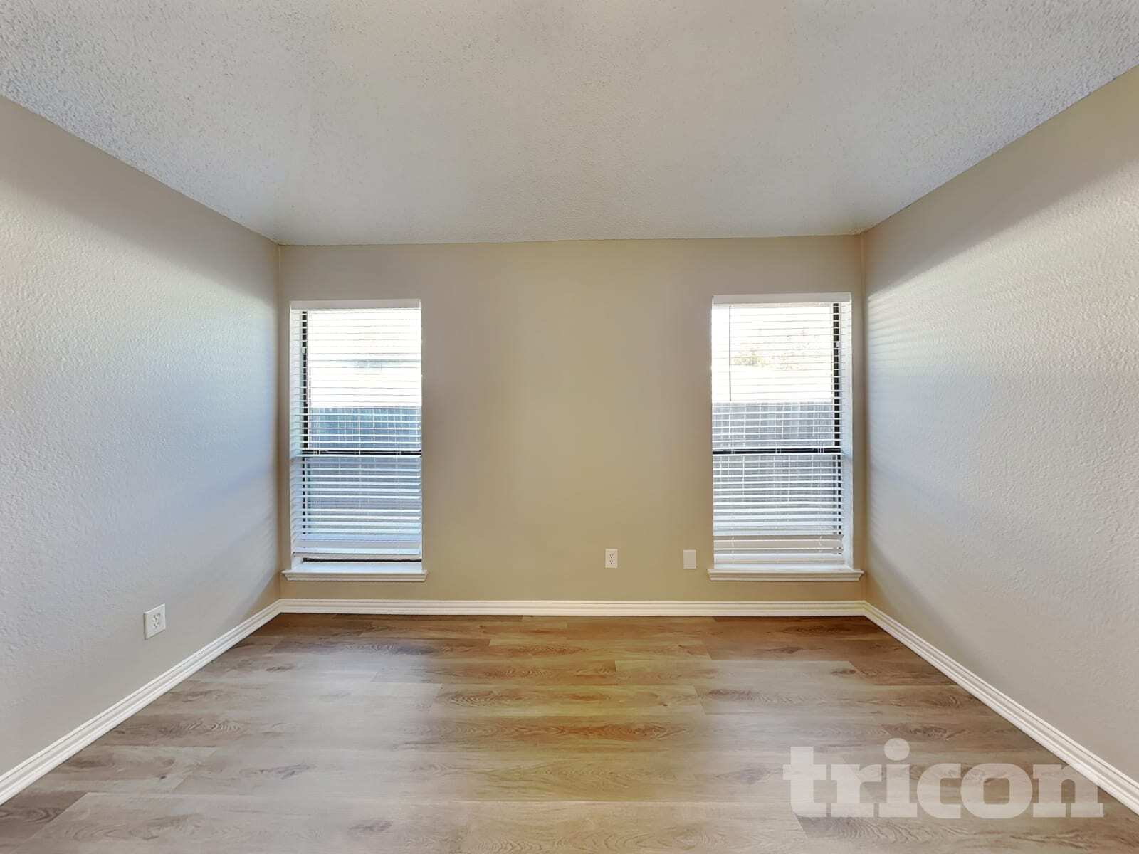 Building Photo - 6211 Minuteman Ln