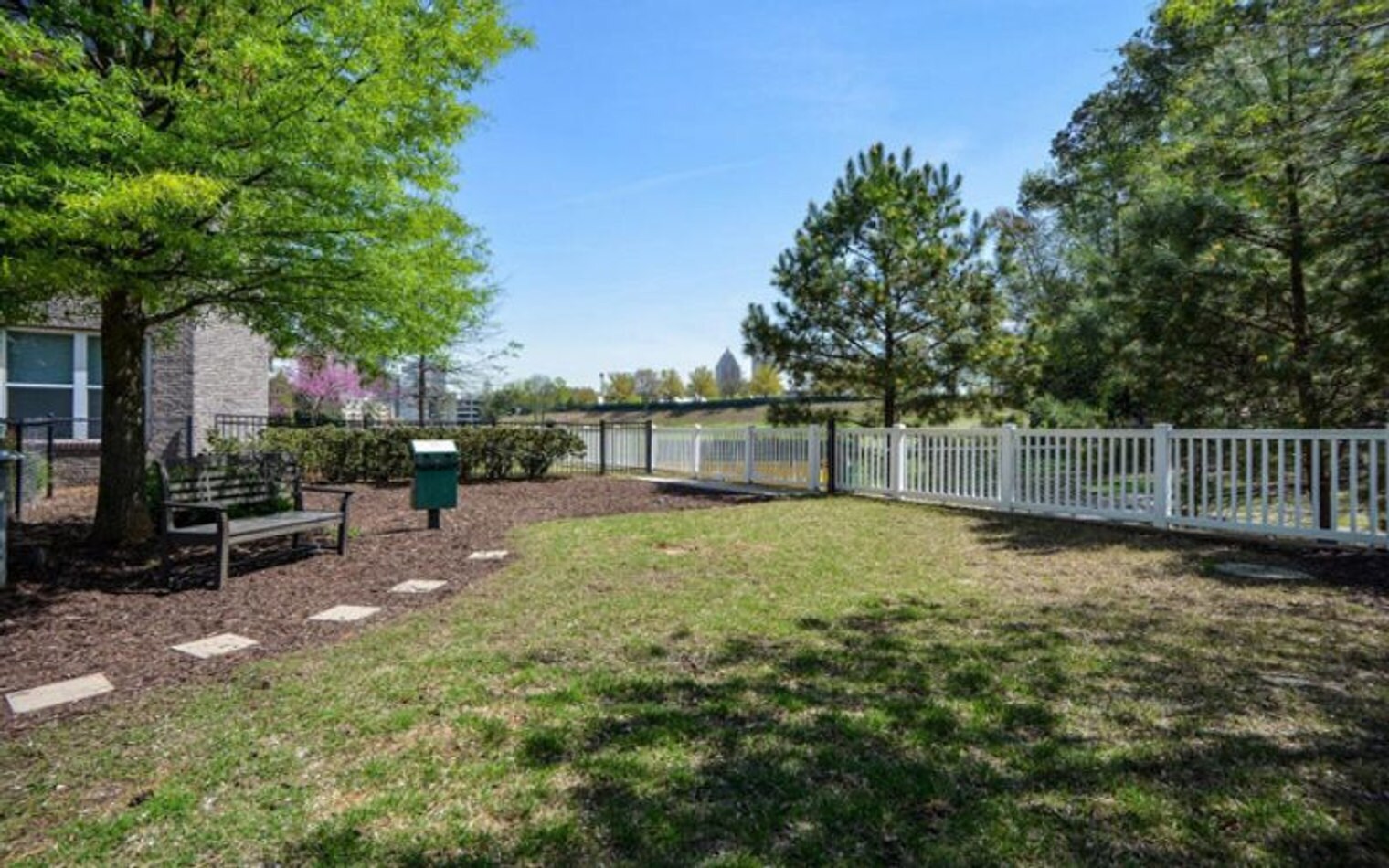 Building Photo - 470 16th St NW