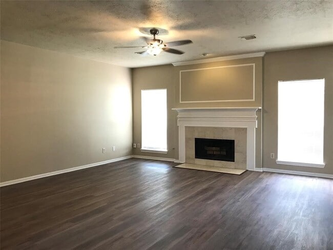 Building Photo - 835 Prairie Brook Ct