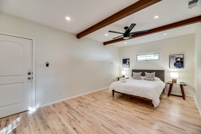 Building Photo - 3611 Merrell Rd