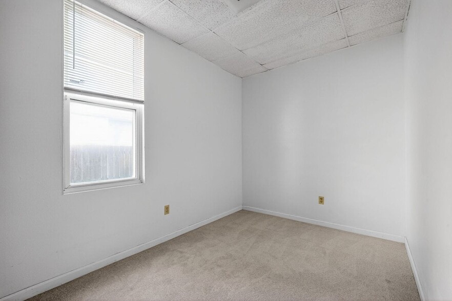 Building Photo - 1111 Ln Salle St