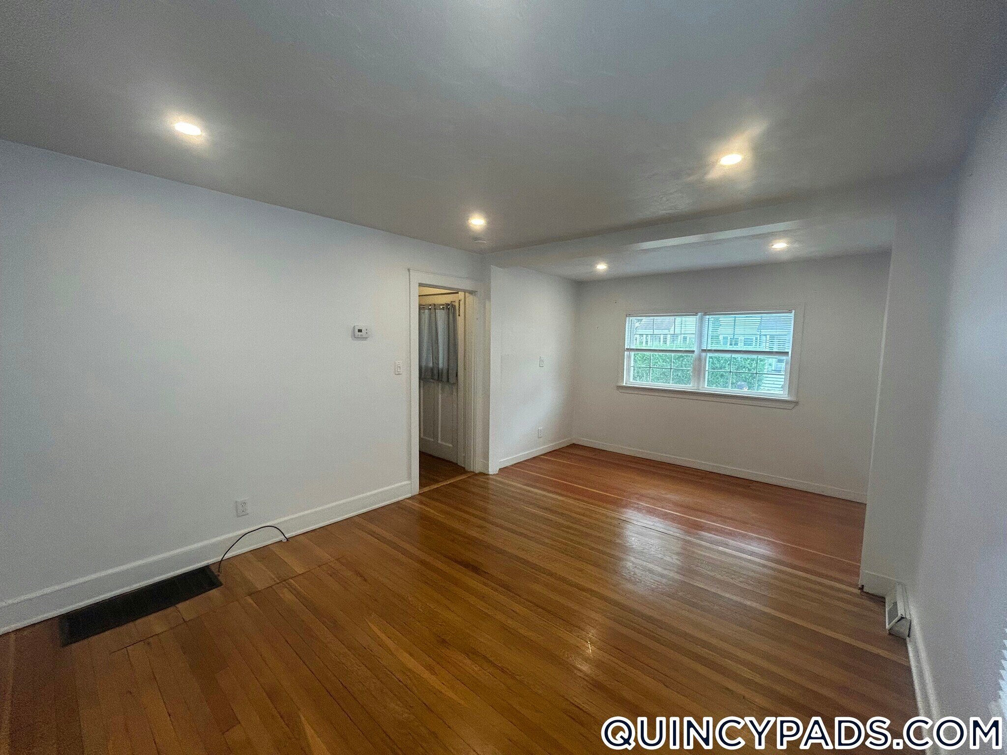 Building Photo - 46 Lawn Ave