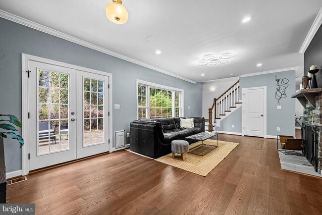 Building Photo - 3803 Estel Rd