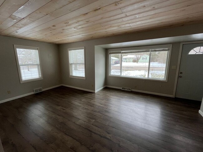 Building Photo - 2 Bed 1 Bath Single Family Home in Wausau