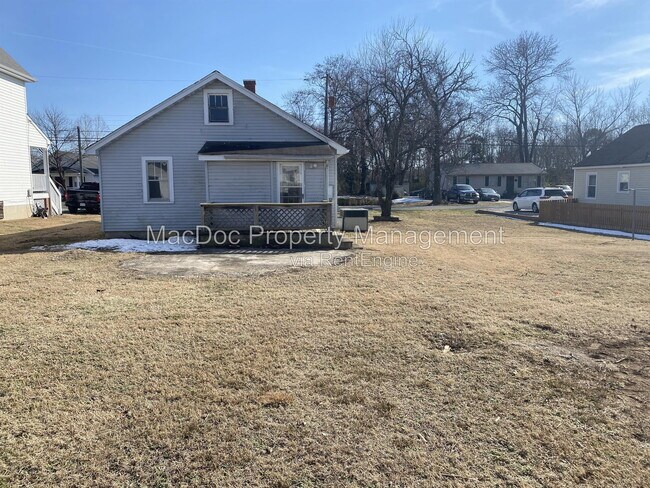 Building Photo - 138 Mansfield St