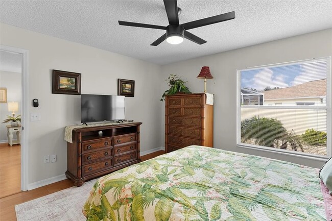 Building Photo - 1116 San Bernardo Rd