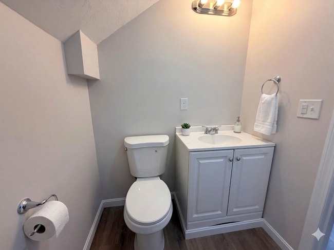 Building Photo - Shippee