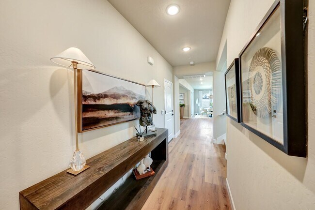 Building Photo - 2162 W Solo Wy