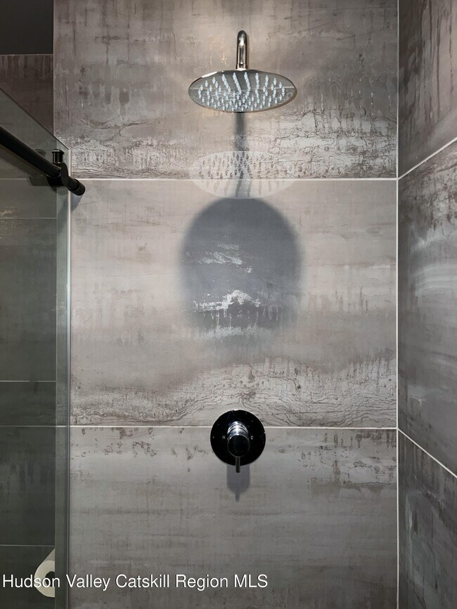 Building Photo - 258 NY-214