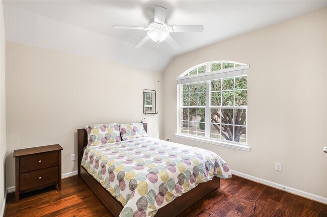 Building Photo - 6819 Lavington Way
