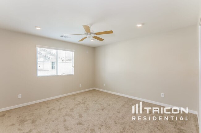 Building Photo - 31683 Willowood Way