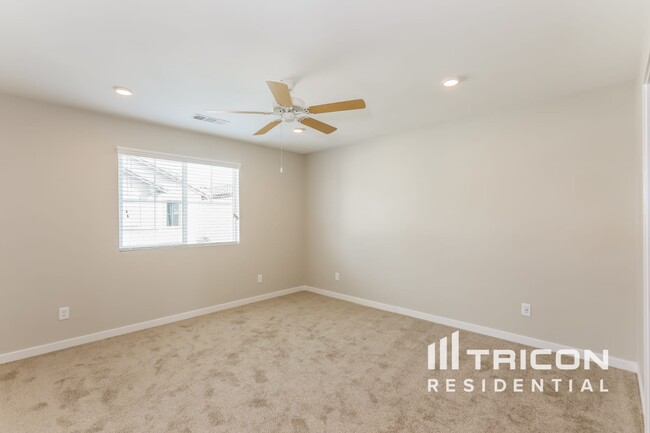 Building Photo - 31735 Willowood Way