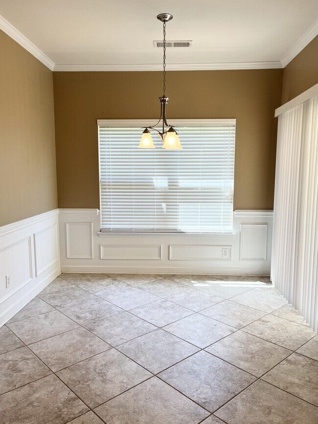 Building Photo - 8517 Loxton Cir