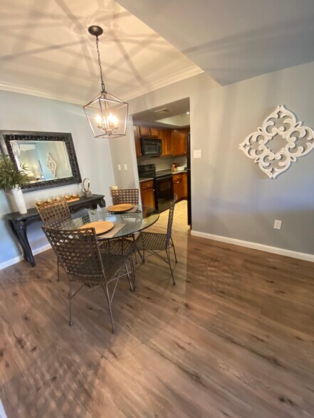 Building Photo - 8256 E Arabian Trl