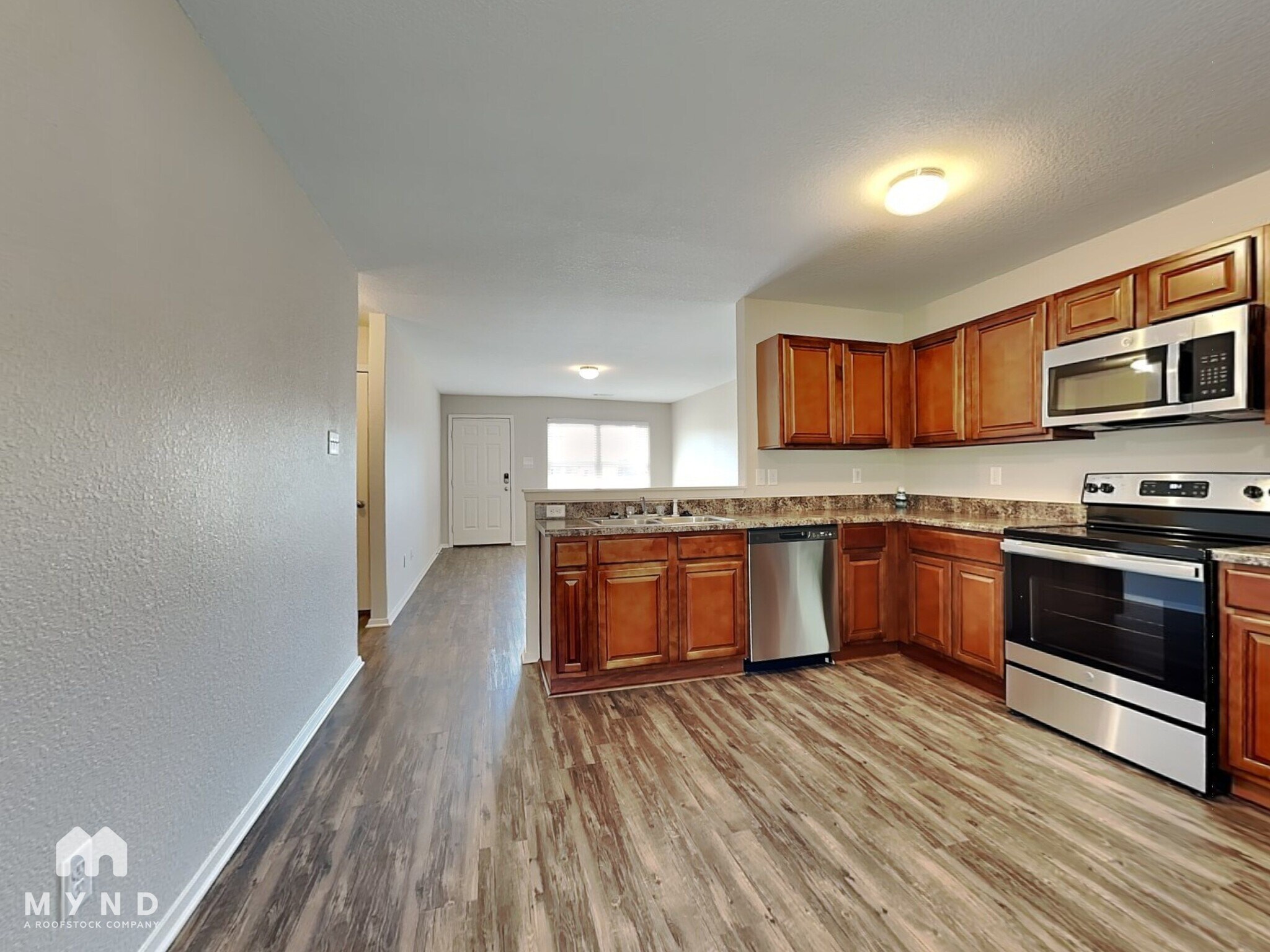 Building Photo - 303 Westwood Dr
