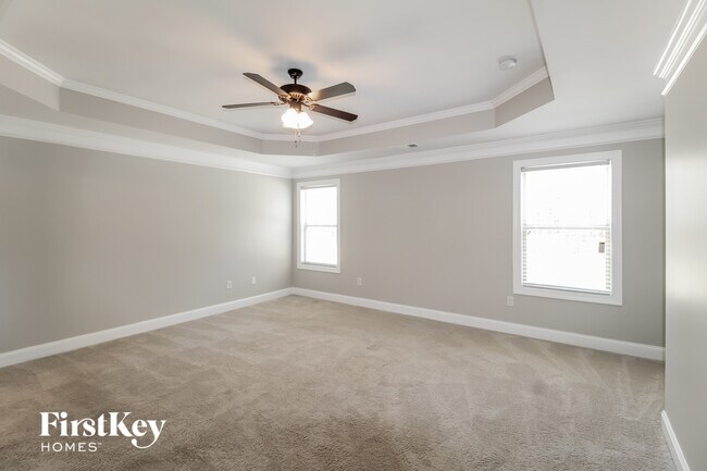 Building Photo - 1810 Cedar Oaks Ln