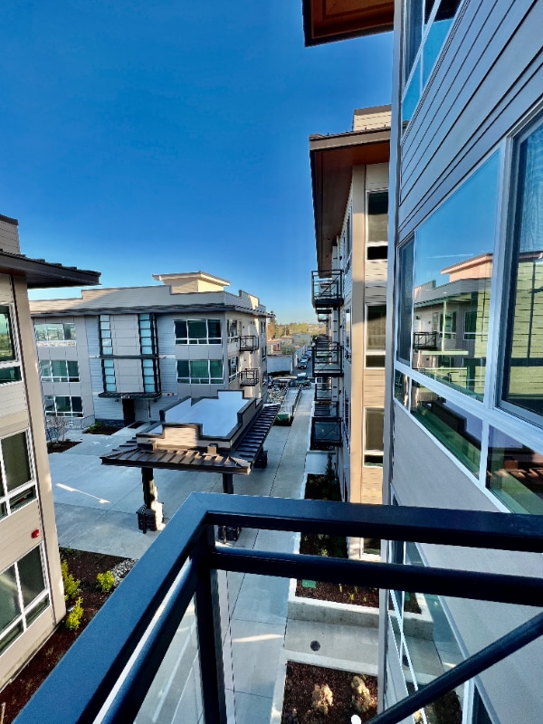 Building Photo - 2330 Yakima Ct