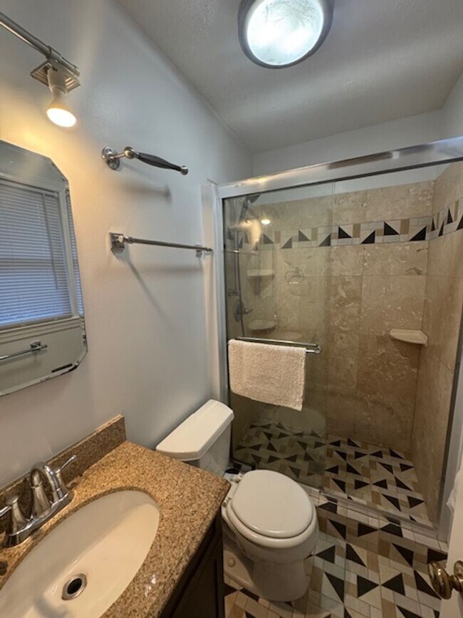 Building Photo - Long Leaf Acres