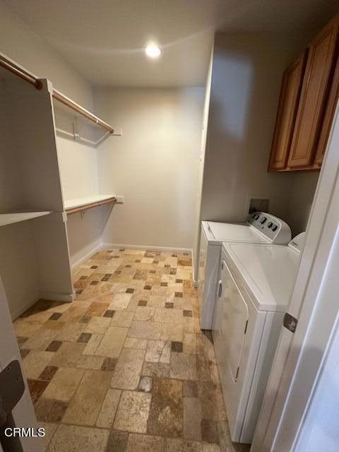 Building Photo - 346 Metropole Ave