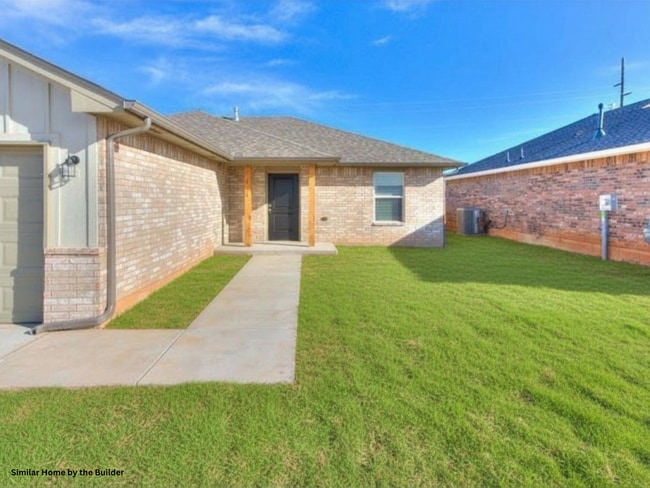 Building Photo - 1608 Highland Loop,