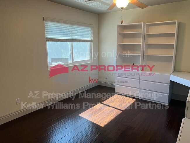 Building Photo - 4553 E Desert Cactus St