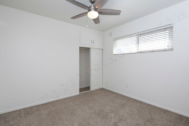 Building Photo - *OPEN HOUSE: 10/25 10-11AM* Upstairs 1BR i...
