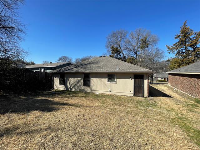 Building Photo - 2520 Kirkley St