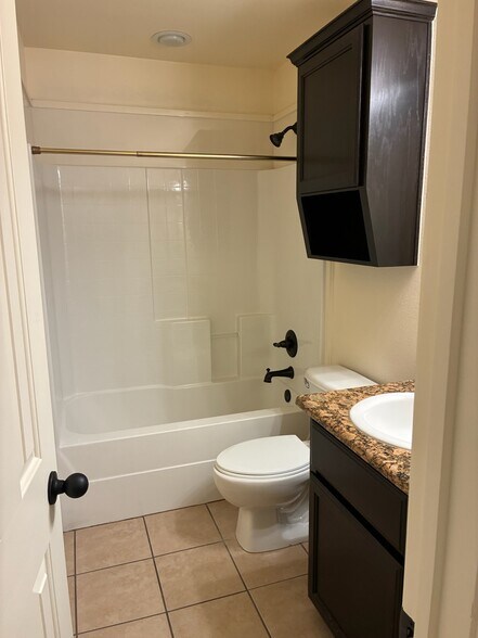 Building Photo - 2303 Bachelor Button Blvd