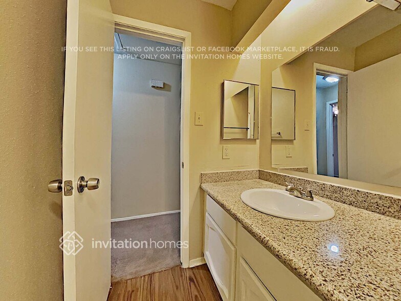 Building Photo - 2850 Mayflower Landing Ct