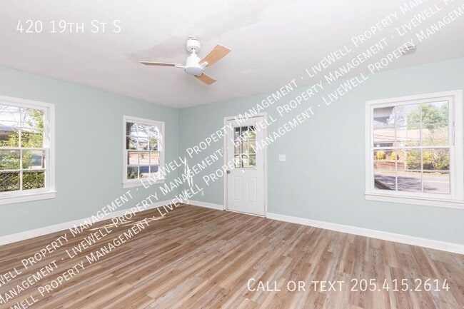 Building Photo - 420 19th St S