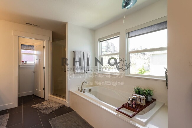 Building Photo - 4187 N 900 W
