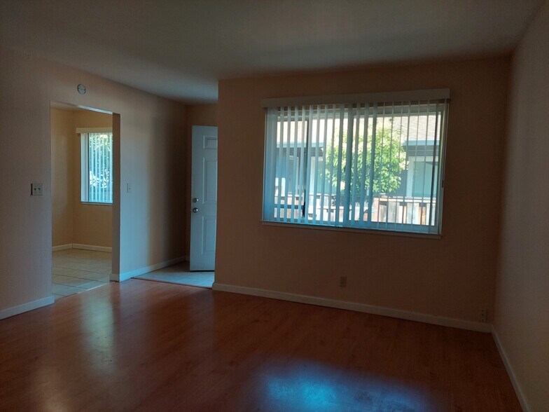 Building Photo - 1156 Ayala Dr