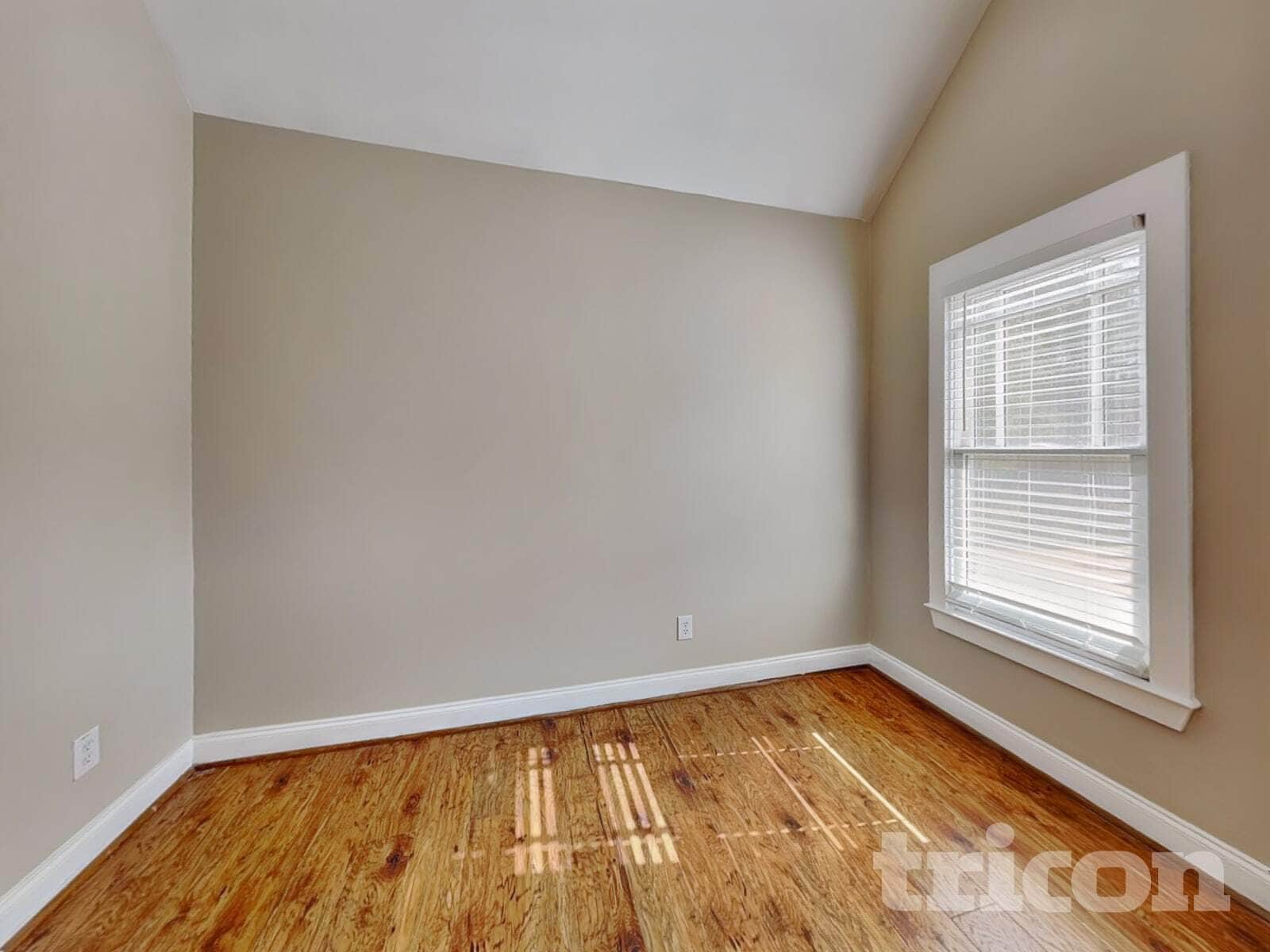 Building Photo - 71 Jefferson Dr