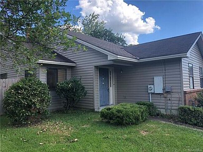 Building Photo - 1525 Westminster Dr