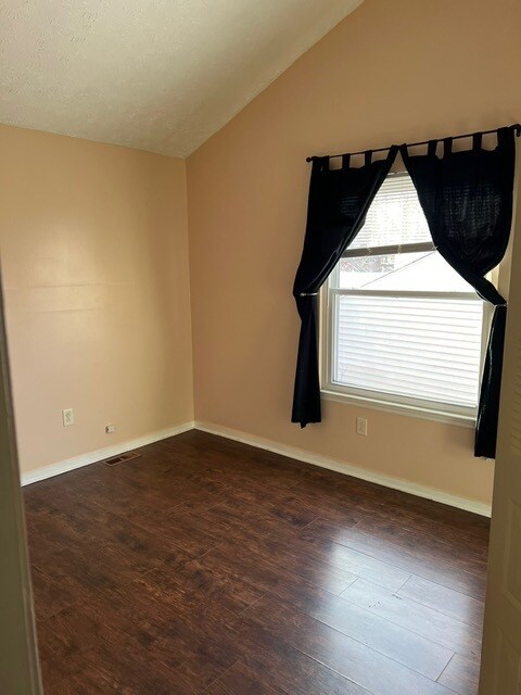 Building Photo - 1729 Prairie Cir