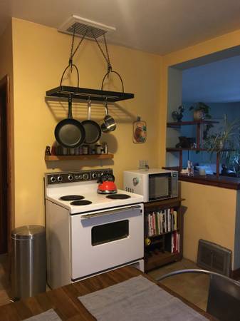 Building Photo - 2806 S Lenox St