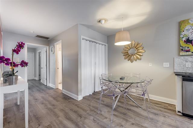 Building Photo - 1224 W Hunt St