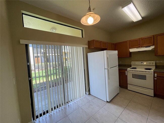 Building Photo - 6007 Scotchwood Glen